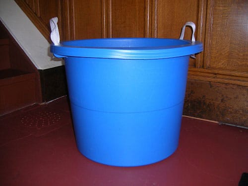 20 gal. Plastic Tub